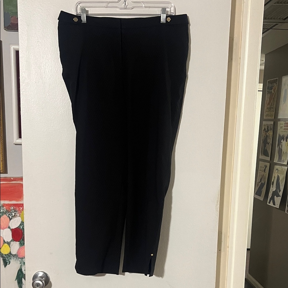 Dana Buchman diamond pattern black ankle pants